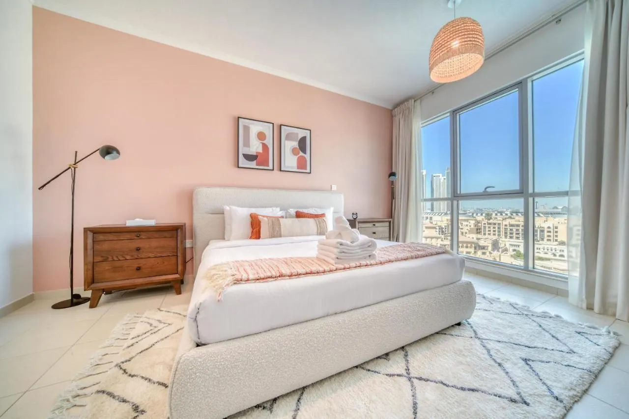 Burj Residence 7, Downtown Dubai - Mint Stay Apartman