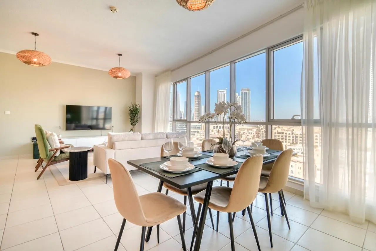 Apartman Burj Residence 7, Downtown Dubai - Mint Stay